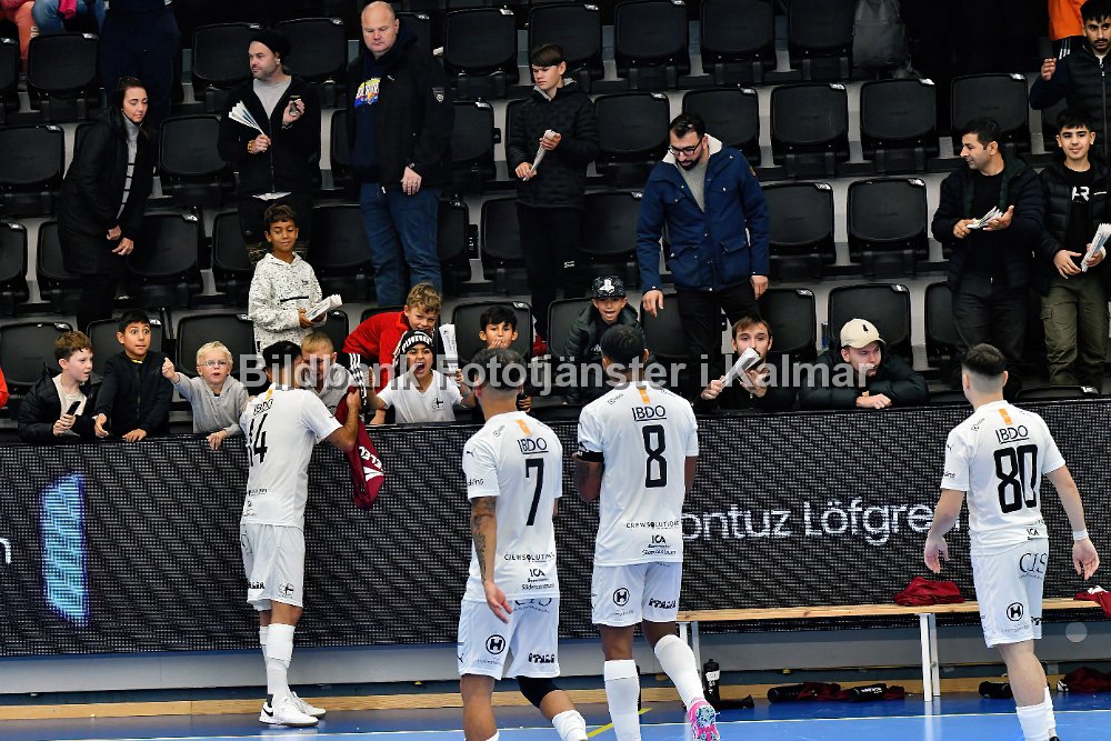 500_2478_People-SharpenAI-Motion Bilder FC Kalmar - FC Real Internacional 231023